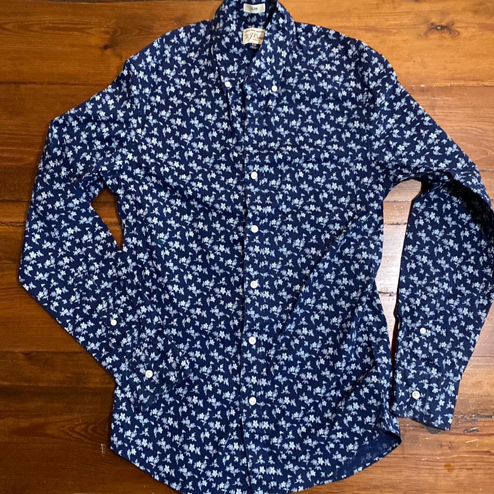 JCrew button up slim fit shirt for Men.